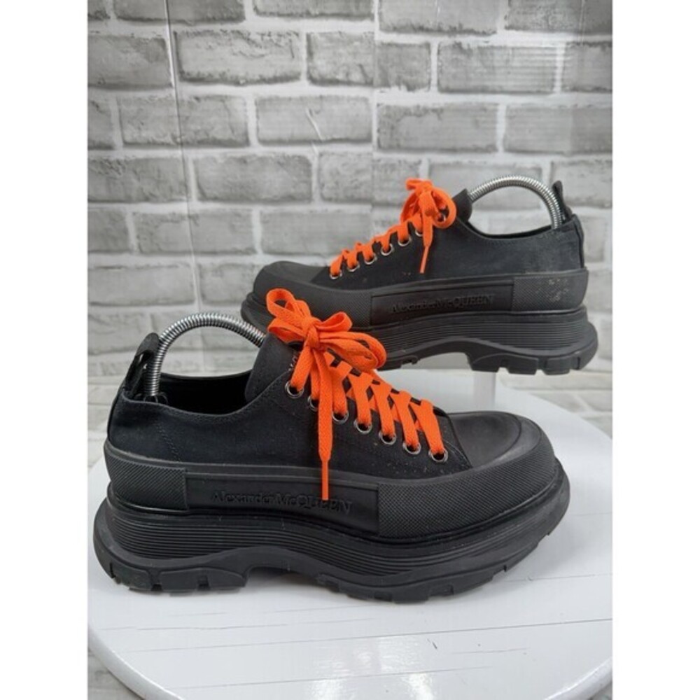 Alexander McQueen Black & Orange Tread Slick Low Platform Sneakers 40 - 9.5/10